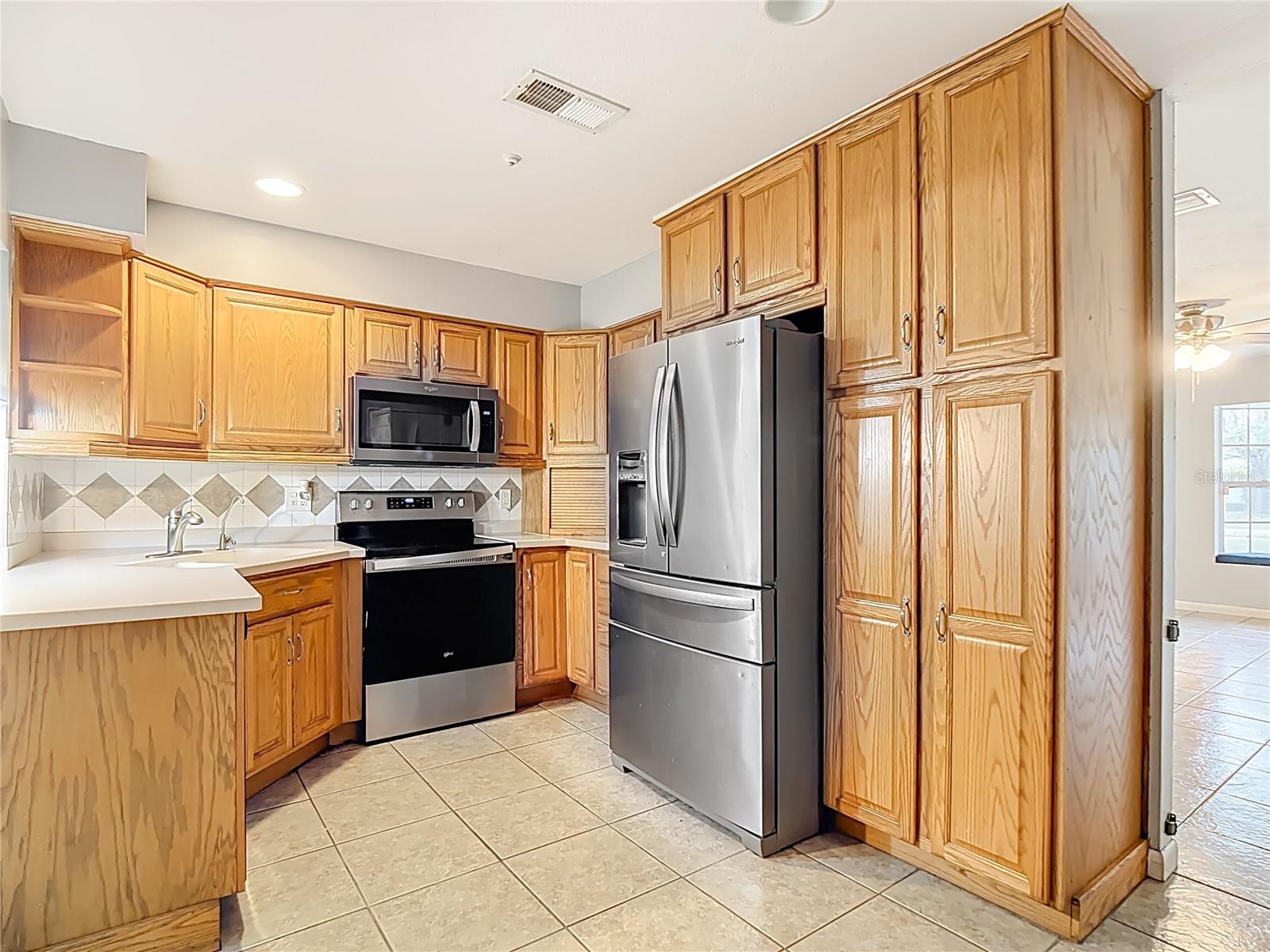 WILLIAMSBURG ESTATES - Residential