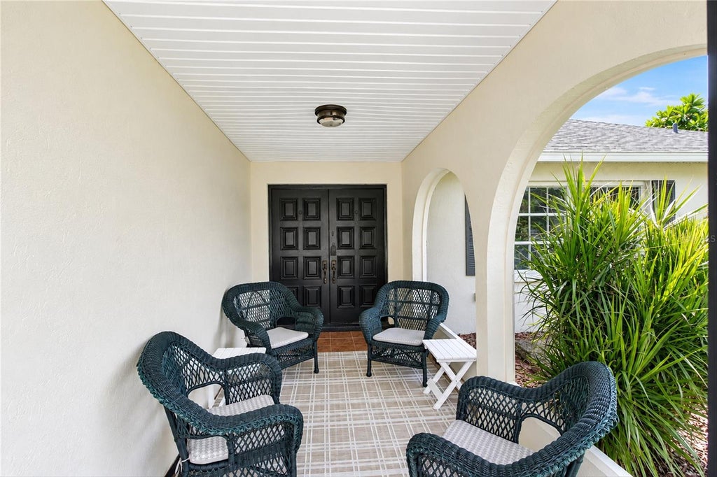 Photo of 1242 Pinebrook Way, Venice, FL 34285 (MLS # A4707484)