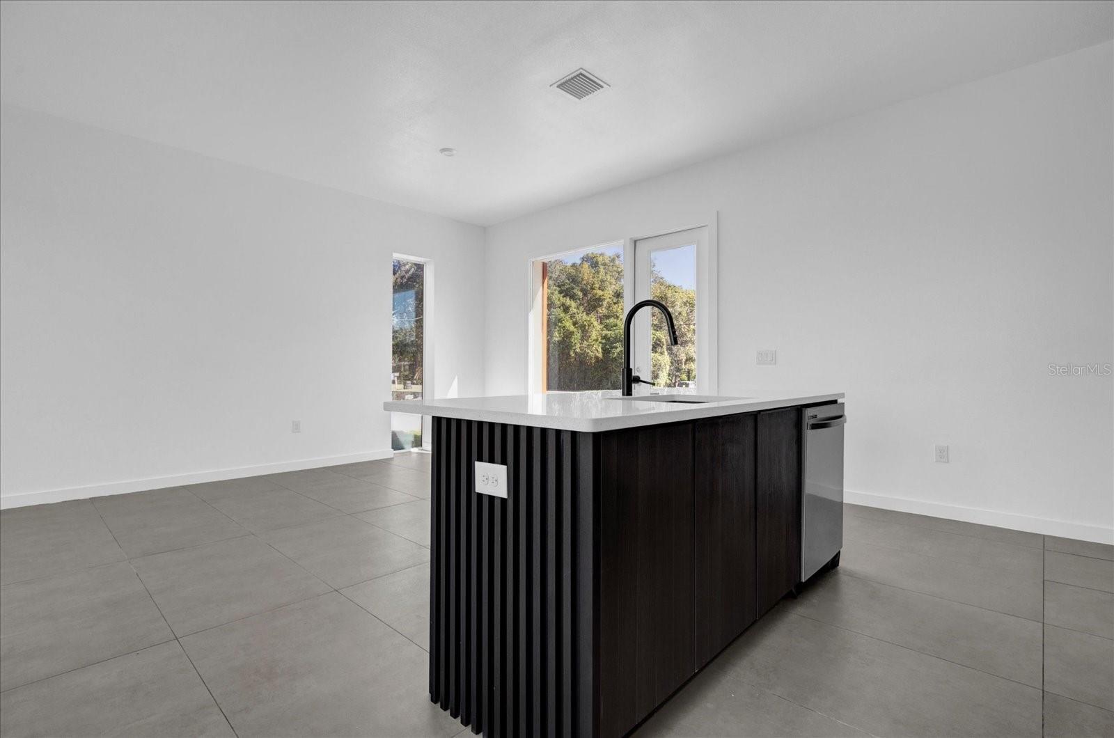 501 CHASTAIN ROAD