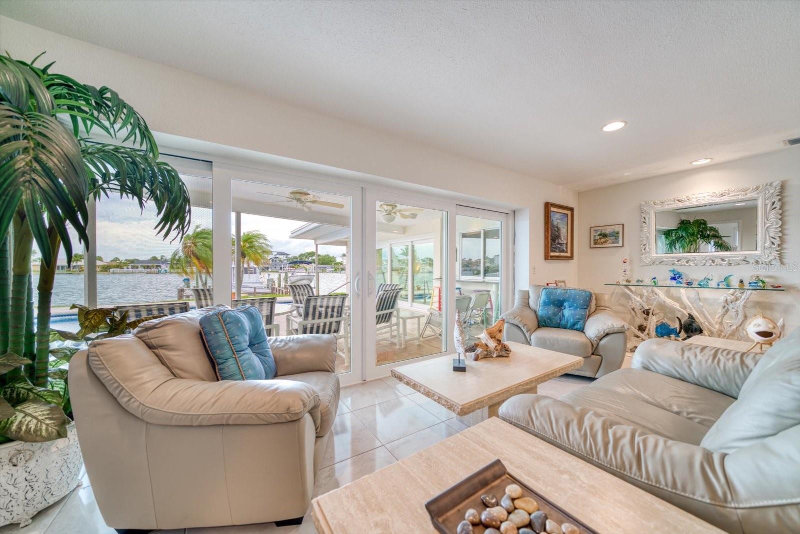 HARBOR BLUFFS SEC 5 - Residential