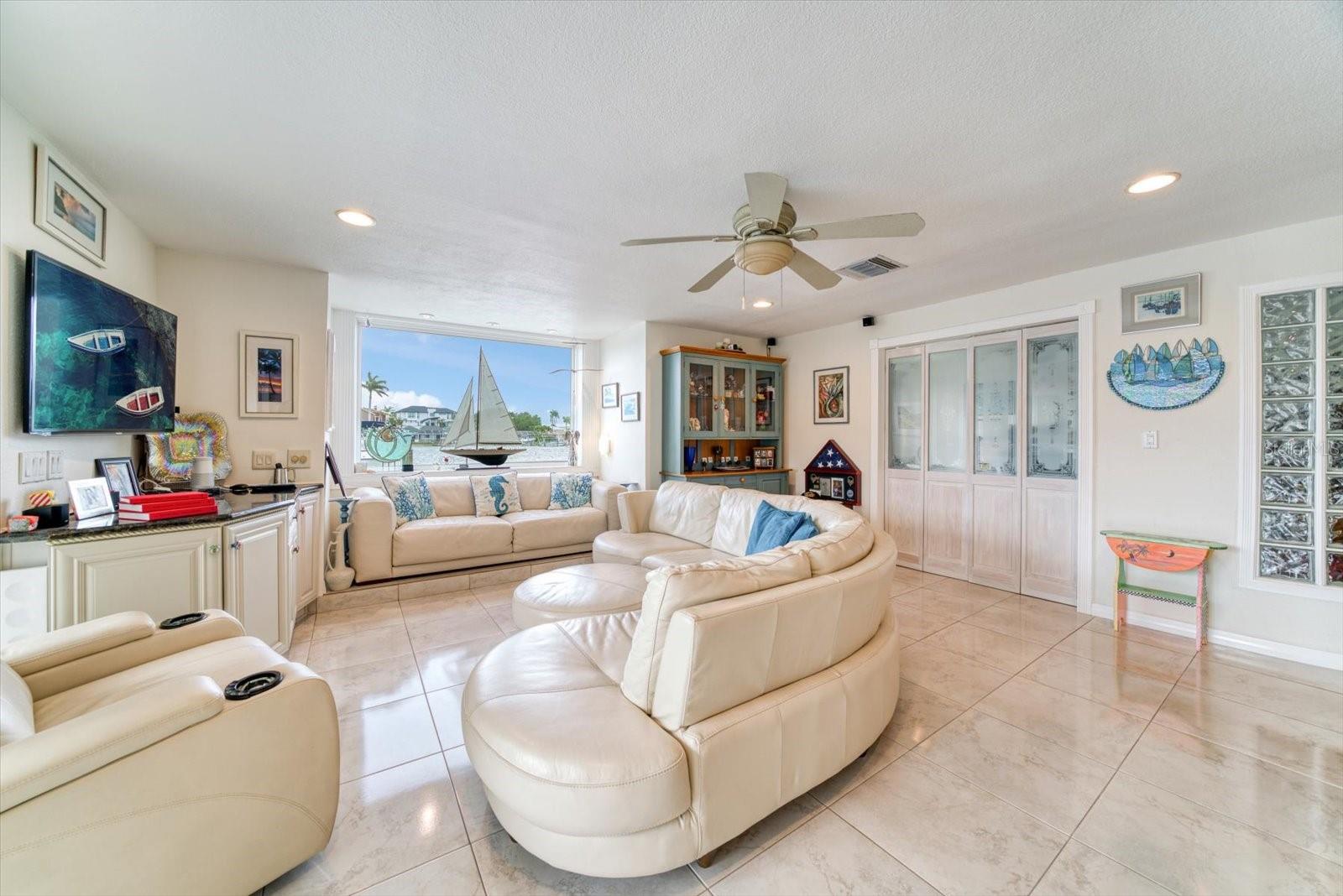 HARBOR BLUFFS SEC 5 - Residential