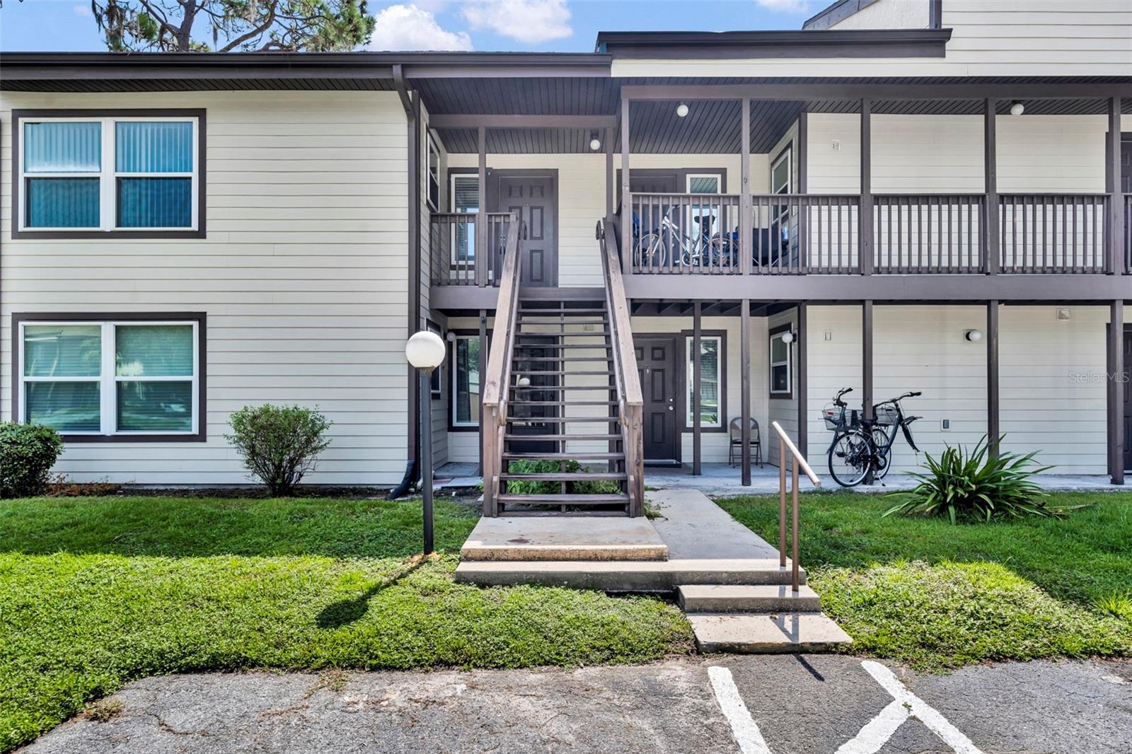 SANDALWOOD CONDO - Residential