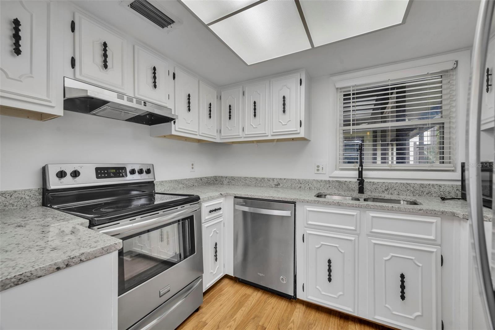 SANDALWOOD CONDO - Residential