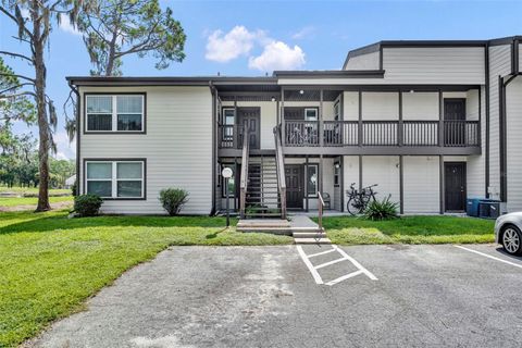 Photo of 19201 Sandalwood Drive #19201, Wildwood, FL 34785 (MLS # G5101556)