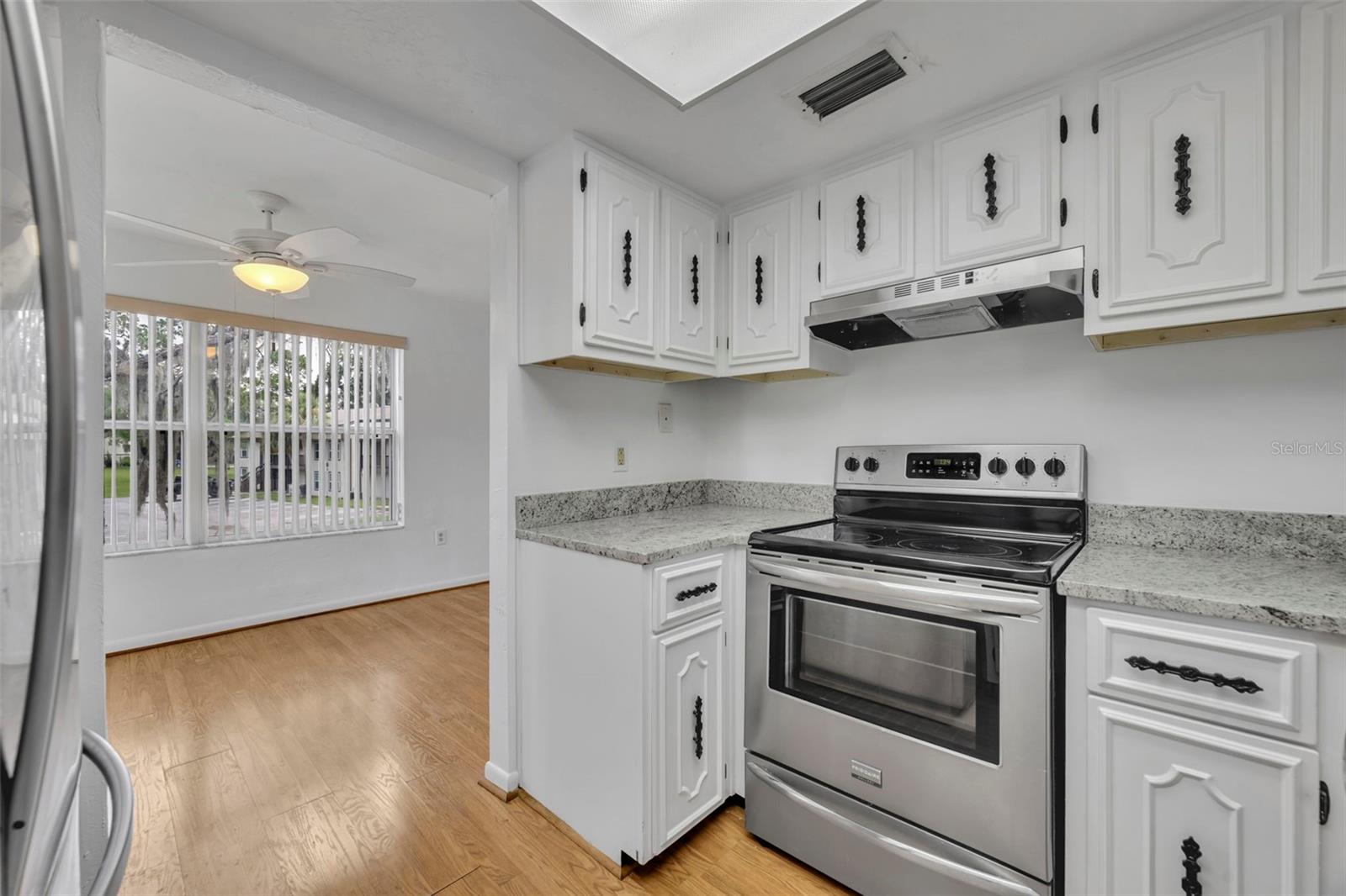 SANDALWOOD CONDO - Residential