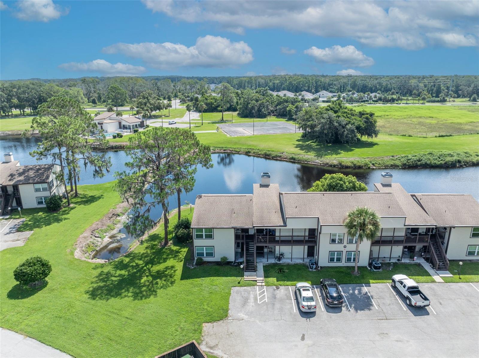 SANDALWOOD CONDO - Residential