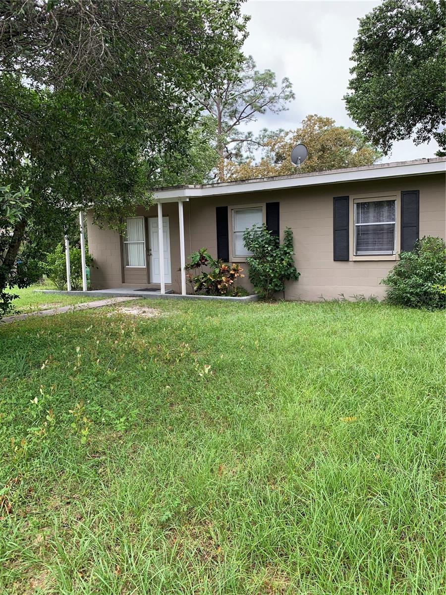 DELTONA LAKES UNIT 30 - Residential Lease