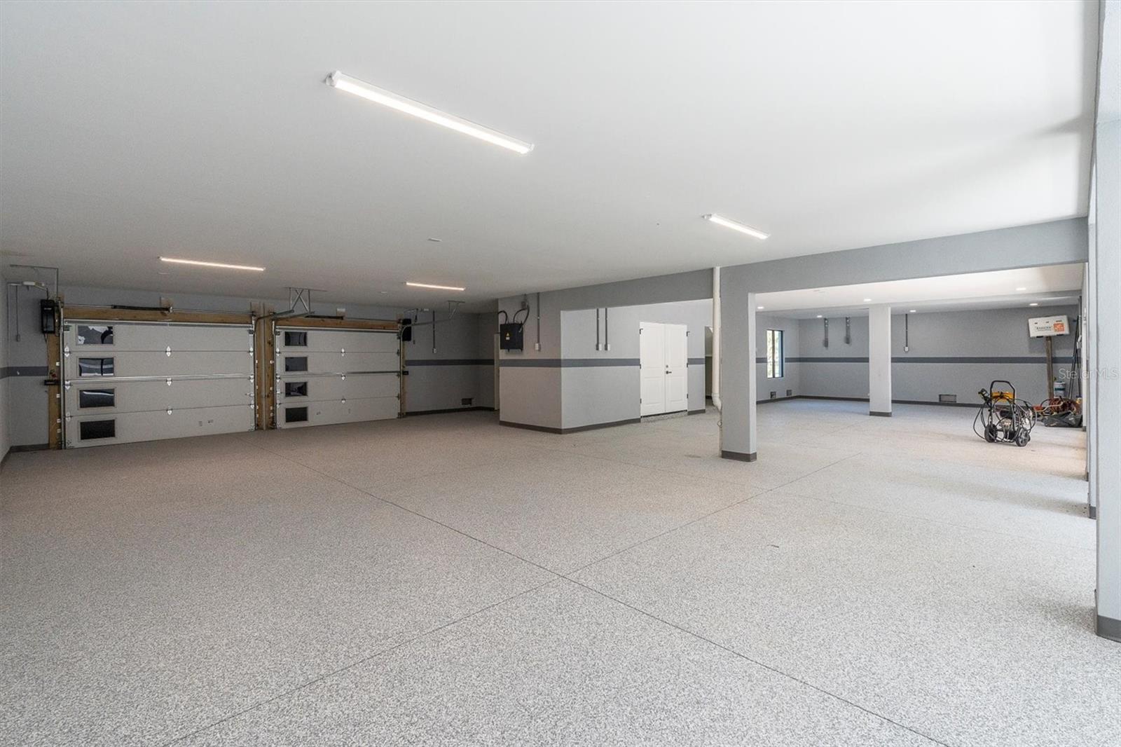 SKIMMER POINT PH III - Residential