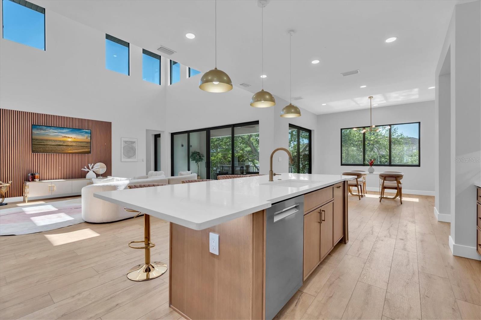 SKIMMER POINT PH III - Residential