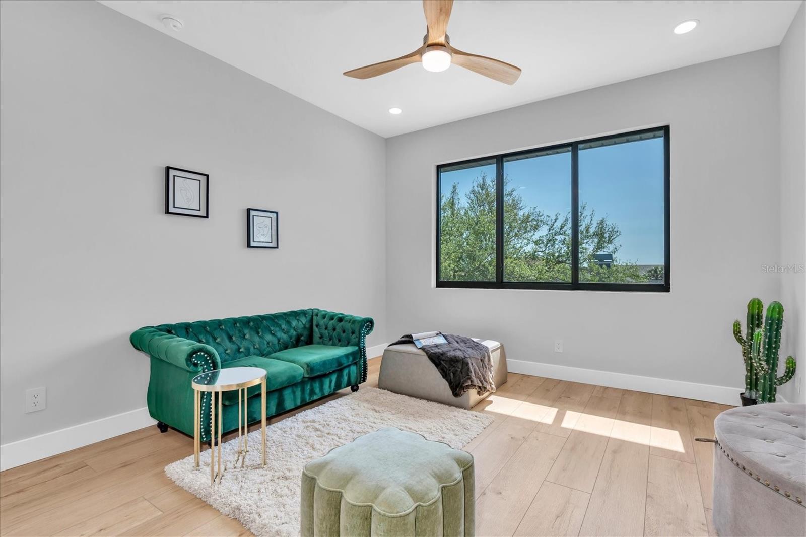 SKIMMER POINT PH III - Residential