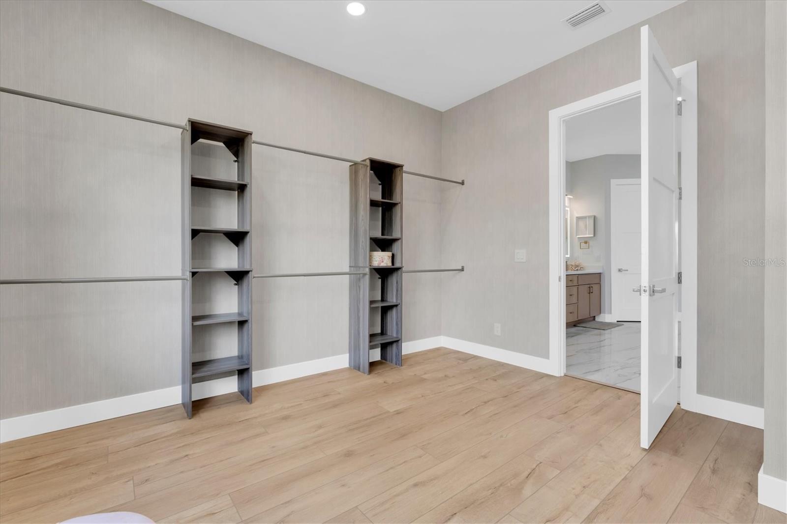 SKIMMER POINT PH III - Residential