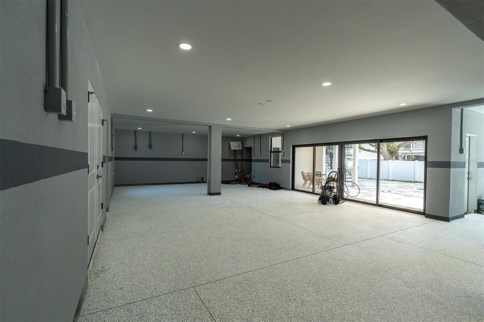 SKIMMER POINT PH III - Residential