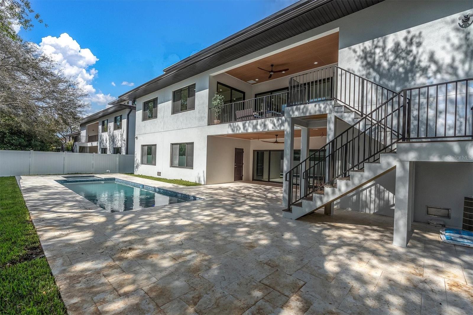 SKIMMER POINT PH III - Residential