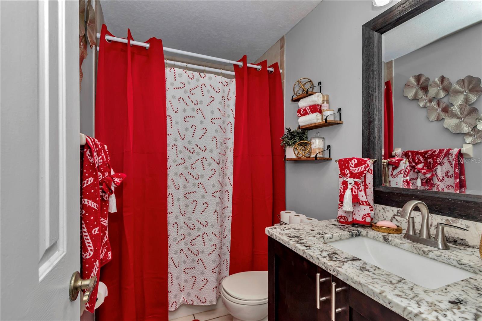 FOXBOROUGH FARMS - Residential