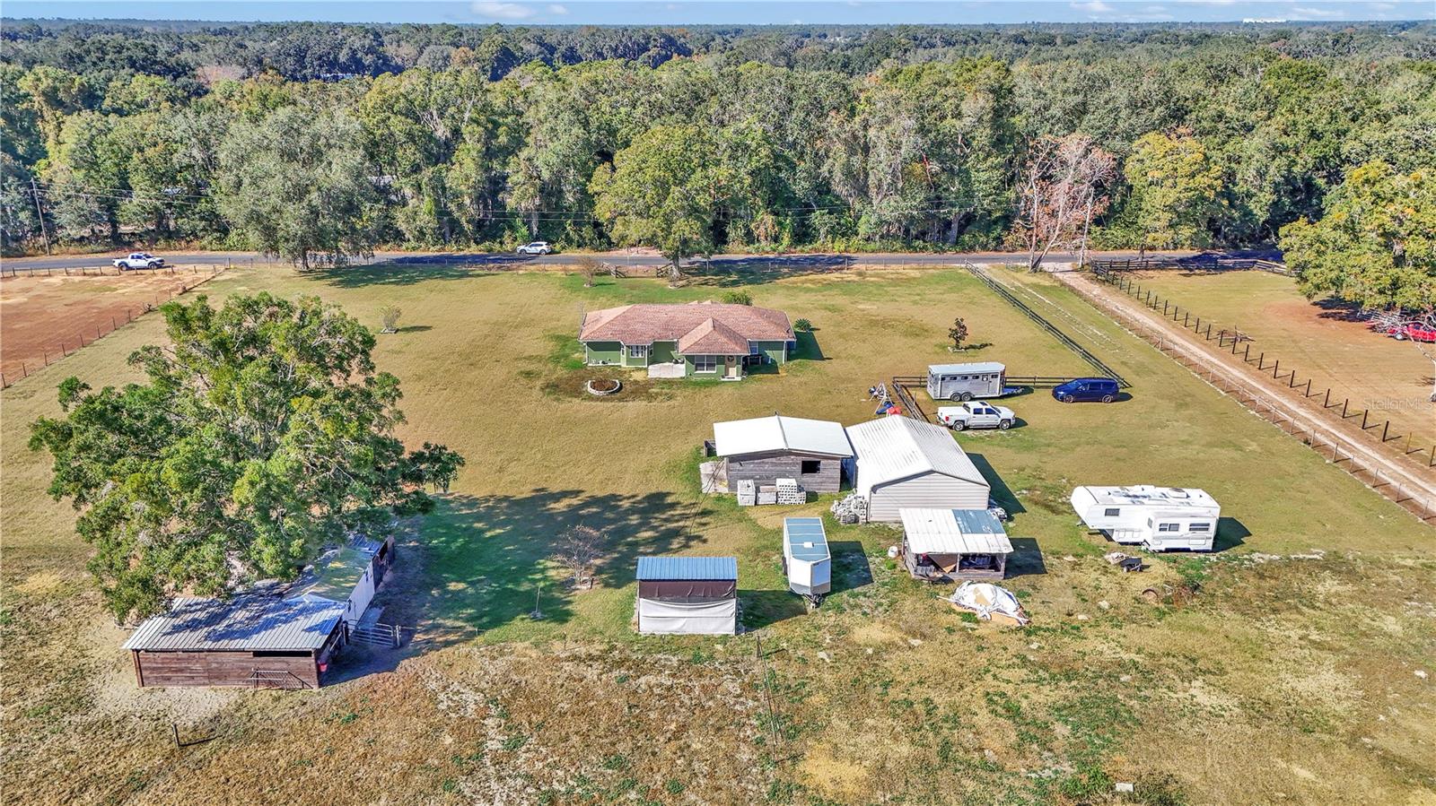 FOXBOROUGH FARMS - Residential