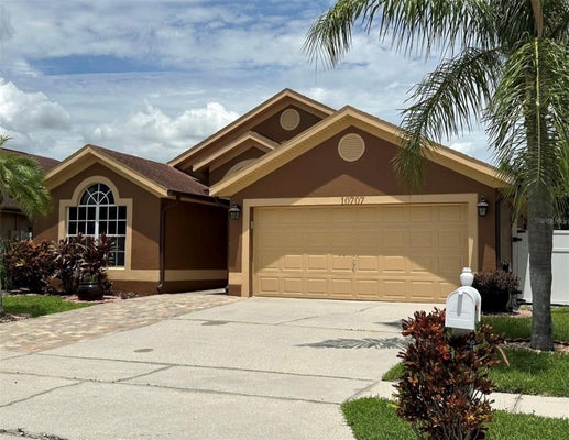 10707 FLYCAST CIR, ORLANDO, FL 32825 - Image c902df35f47033e16de8e8410a403bdf/439719773