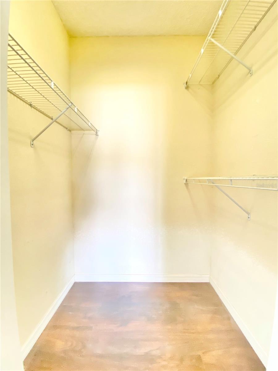 WATERSIDE ESTATES - Residential Lease