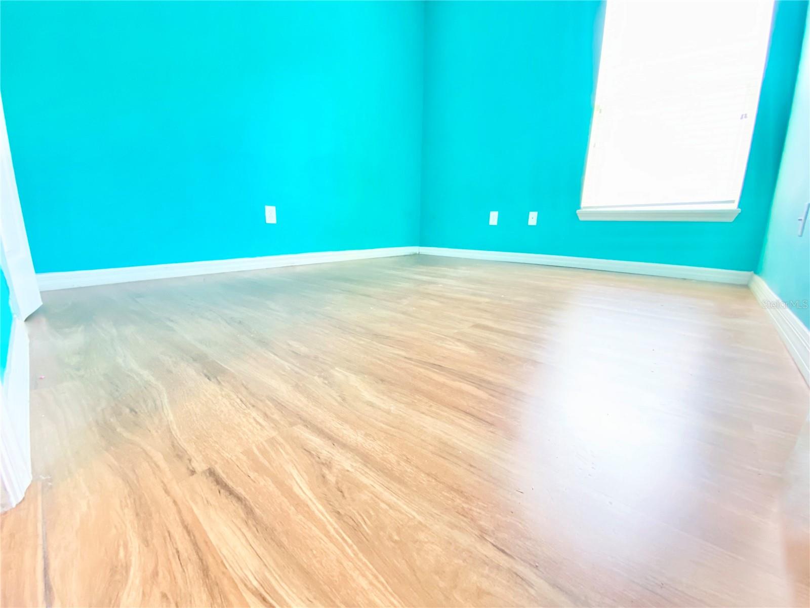 WATERSIDE ESTATES - Residential Lease