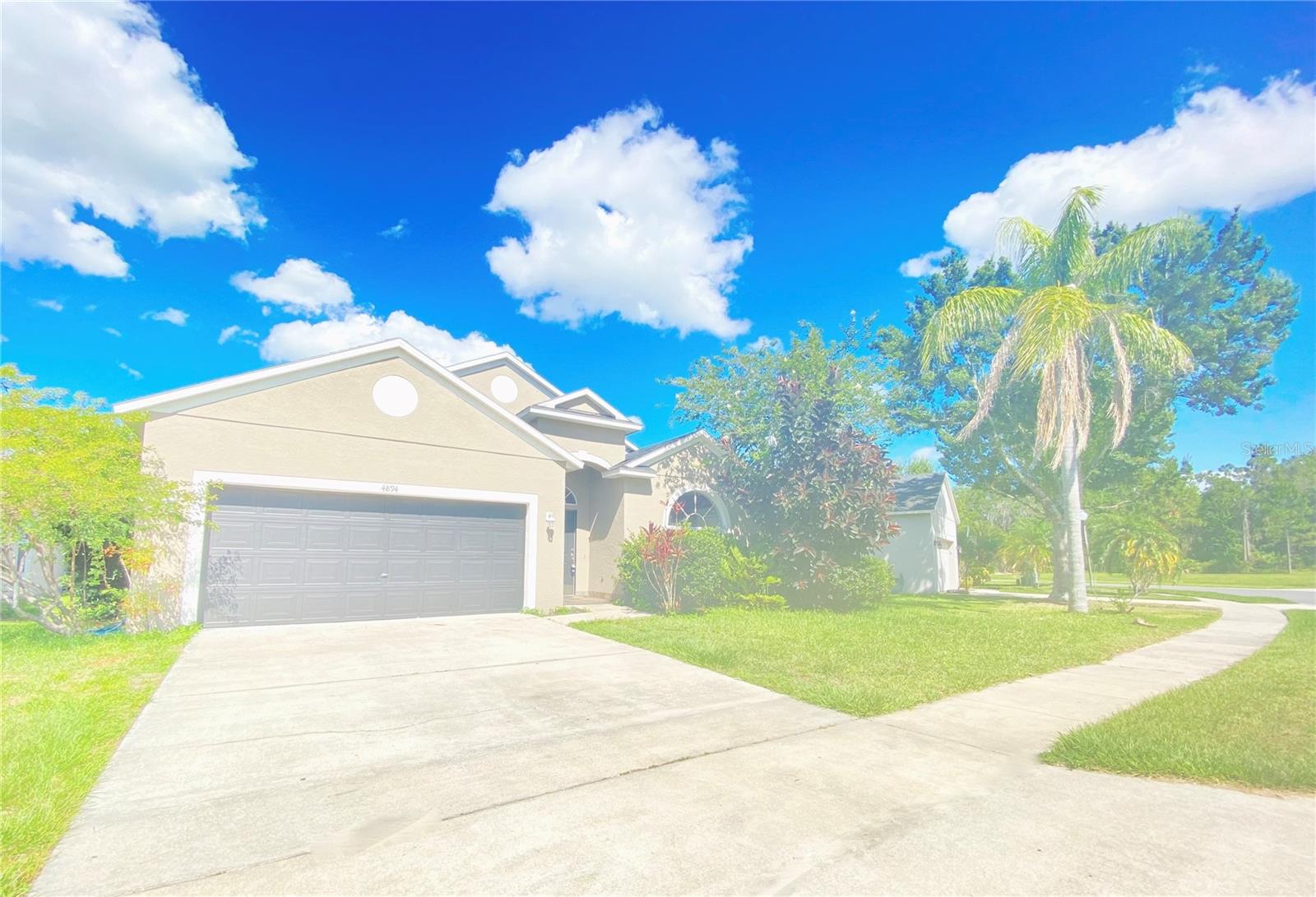 WATERSIDE ESTATES - Residential Lease