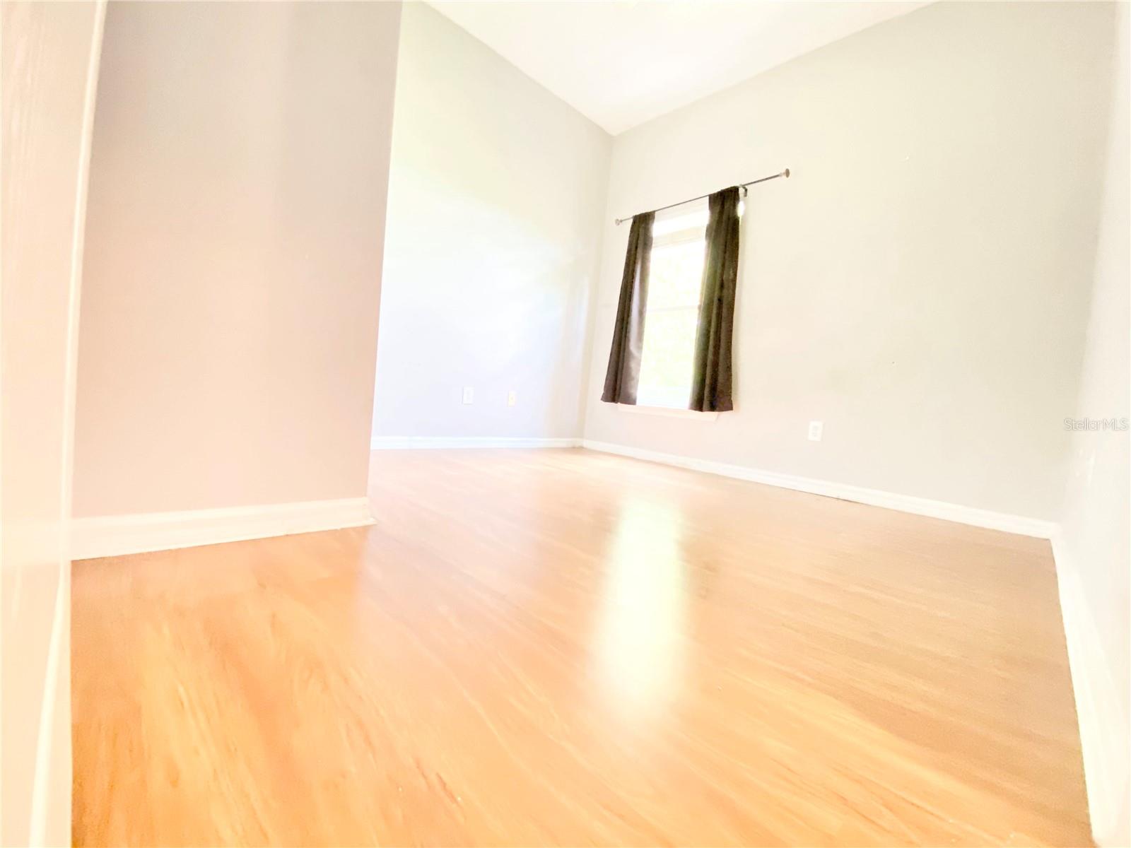 WATERSIDE ESTATES - Residential Lease