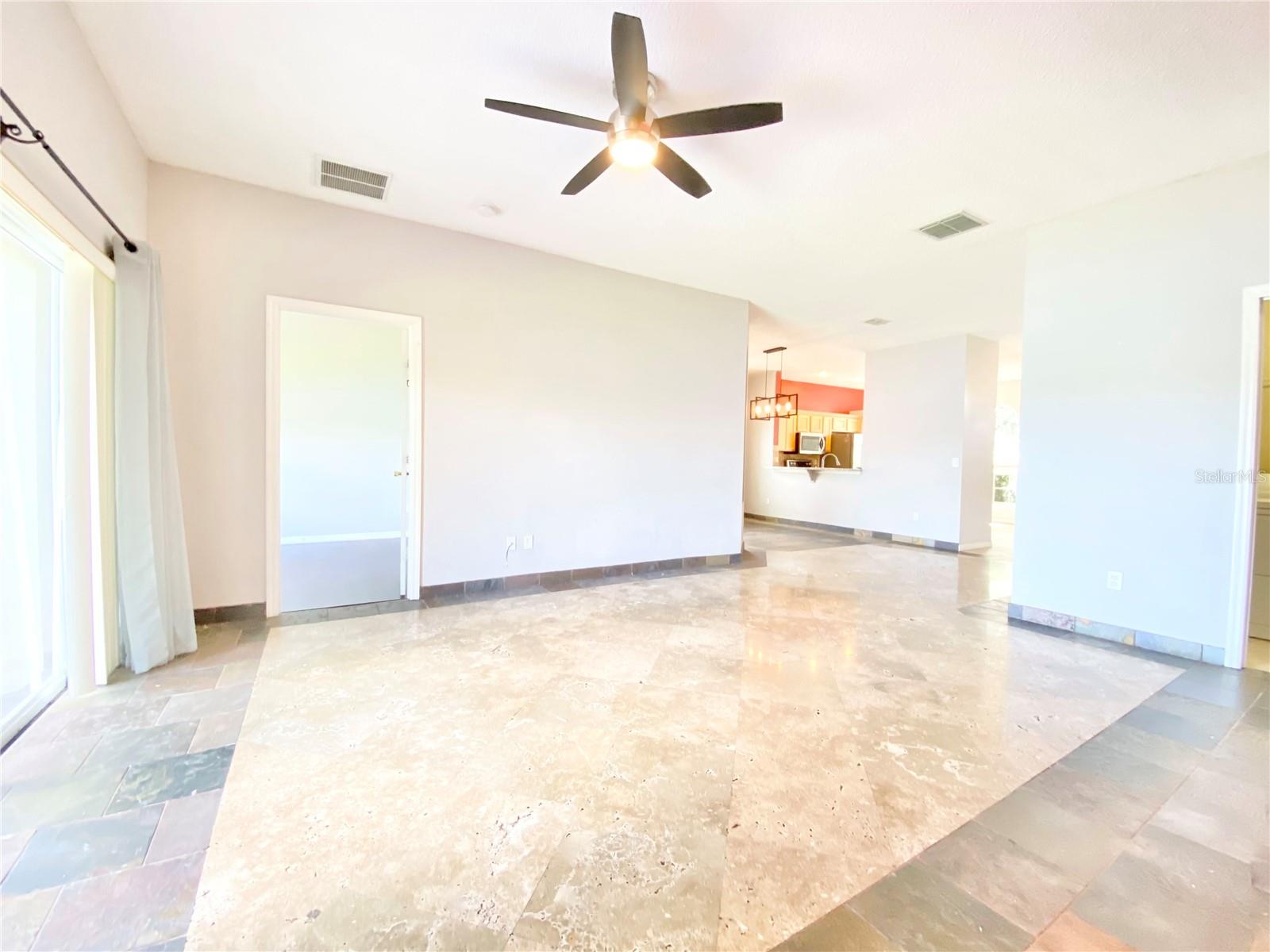 WATERSIDE ESTATES - Residential Lease