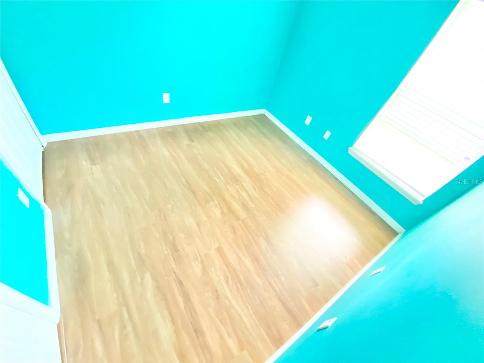 WATERSIDE ESTATES - Residential Lease