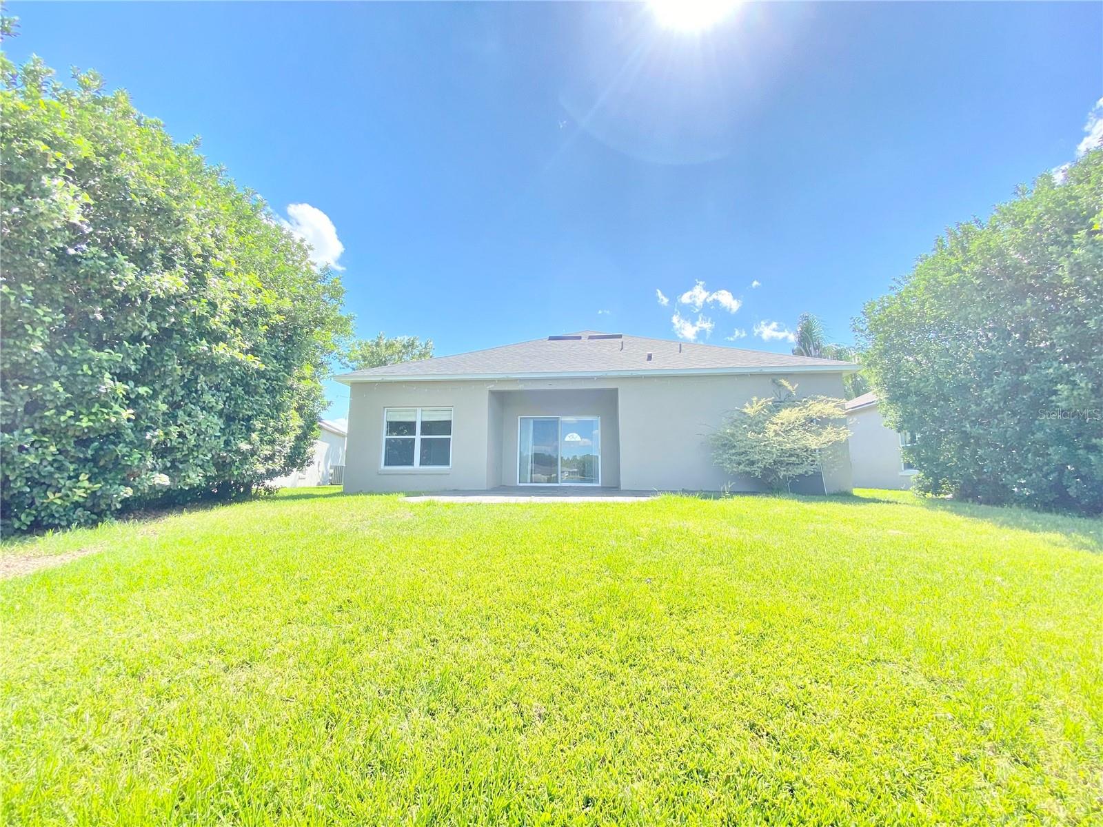 WATERSIDE ESTATES - Residential Lease