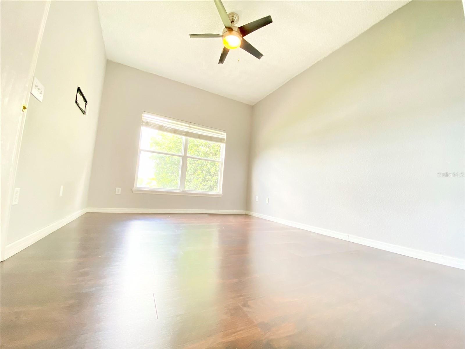 WATERSIDE ESTATES - Residential Lease