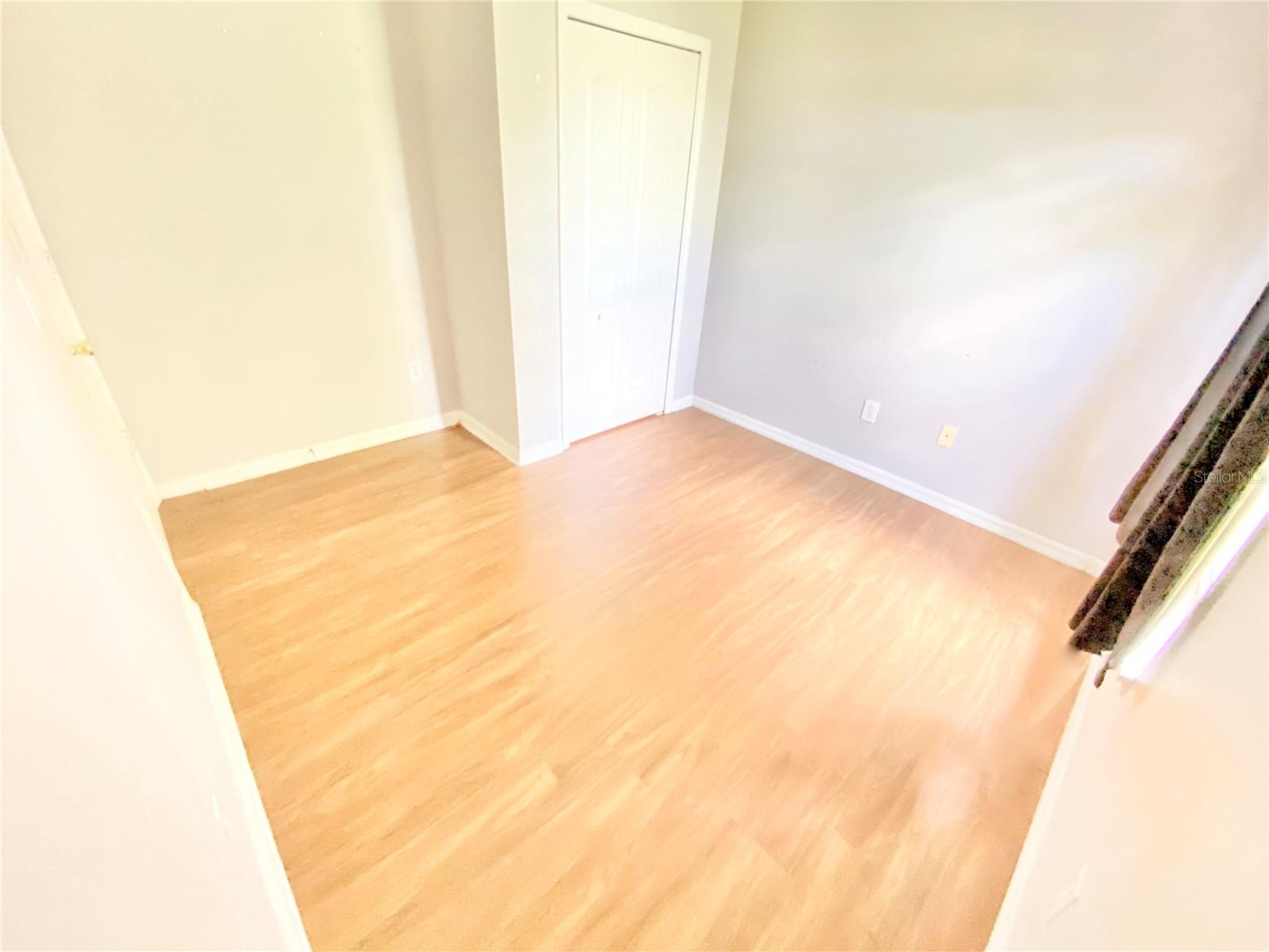 WATERSIDE ESTATES - Residential Lease