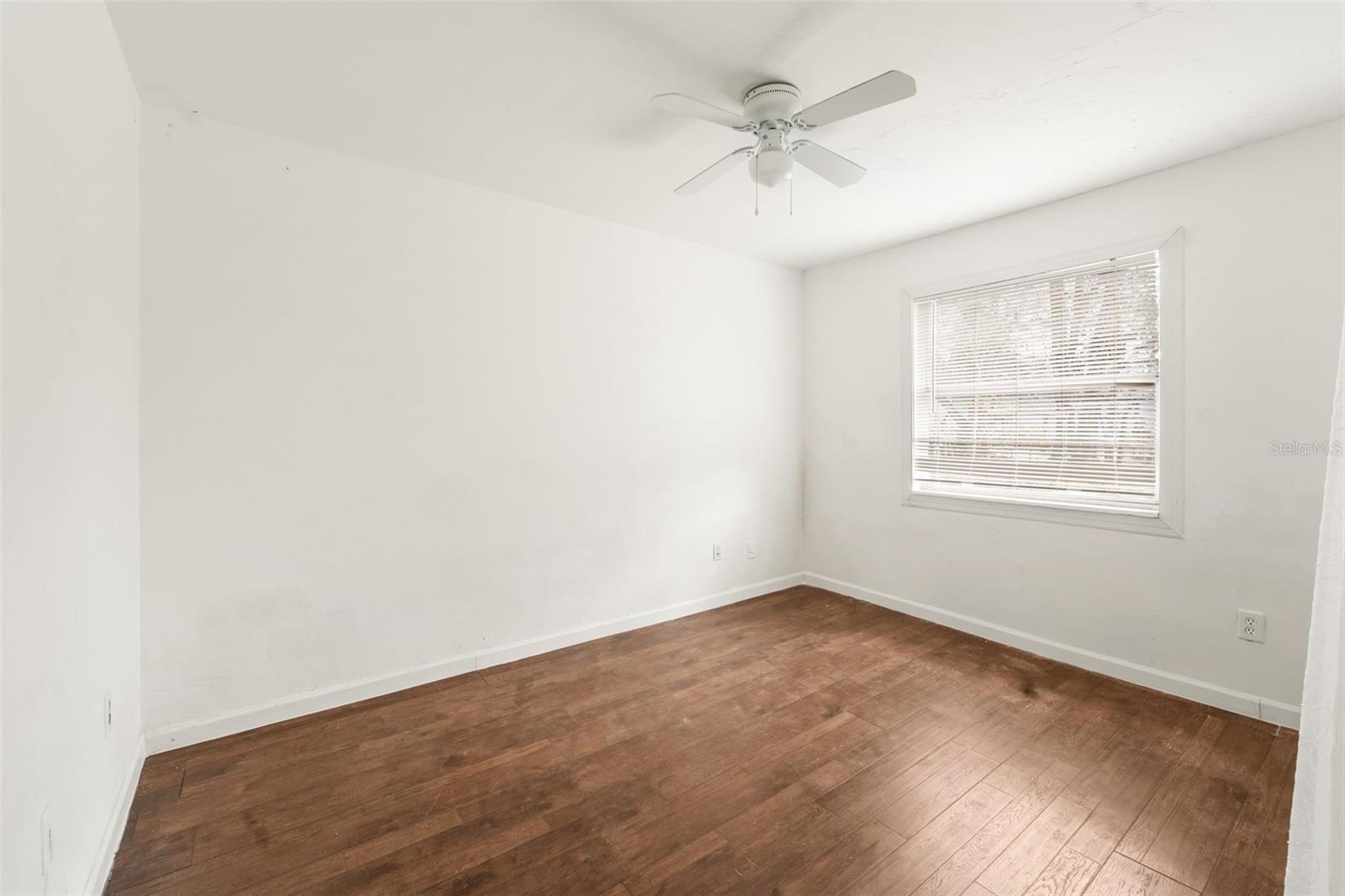 LINCOLN ESTATES 4TH ADD - Residential