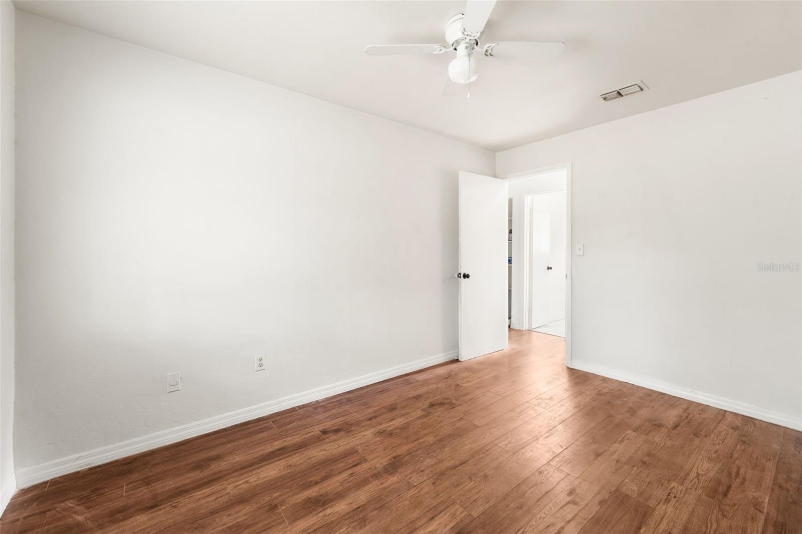 LINCOLN ESTATES 4TH ADD - Residential