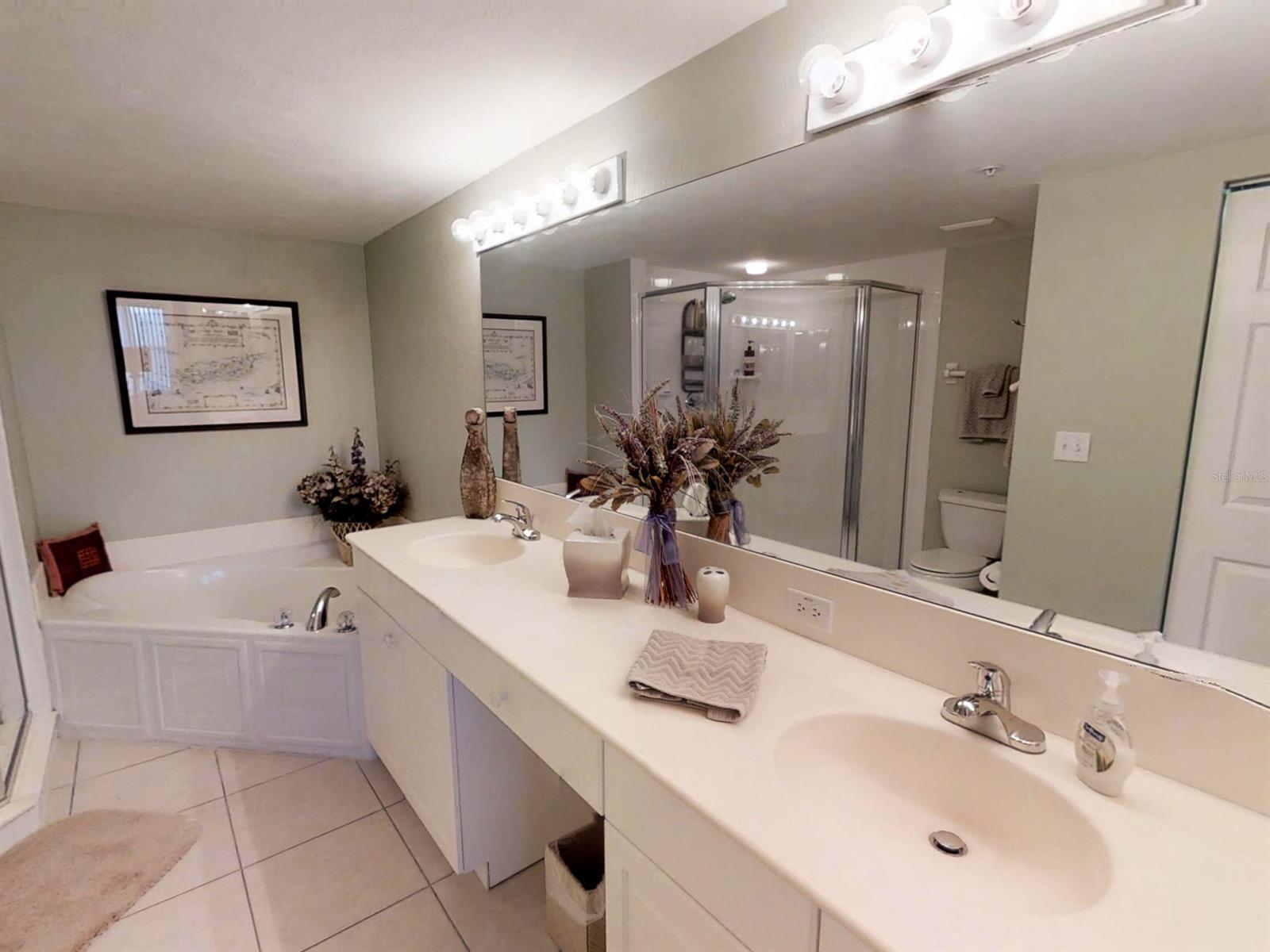 Bouchelle Island Condo - Residential