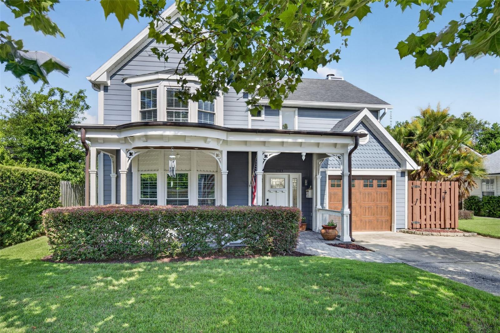 1783 SUNNYSIDE DRIVE