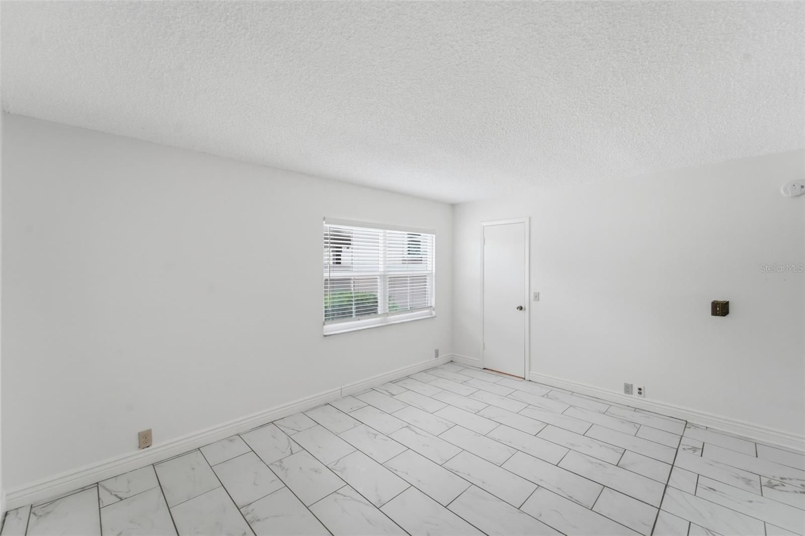 WINDMEADOWS VILLAGE 4 - Residential
