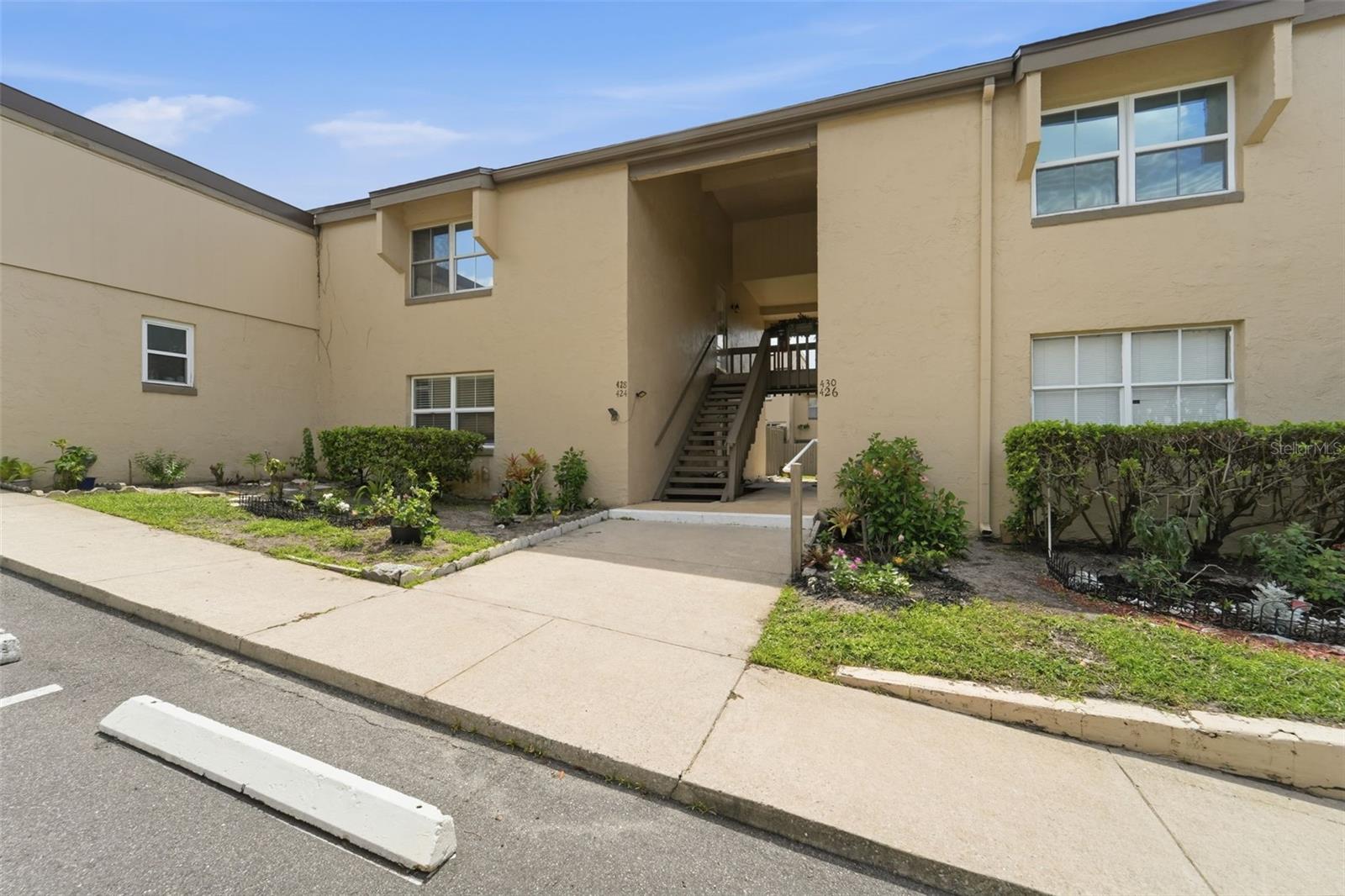 WINDMEADOWS VILLAGE 4 - Residential