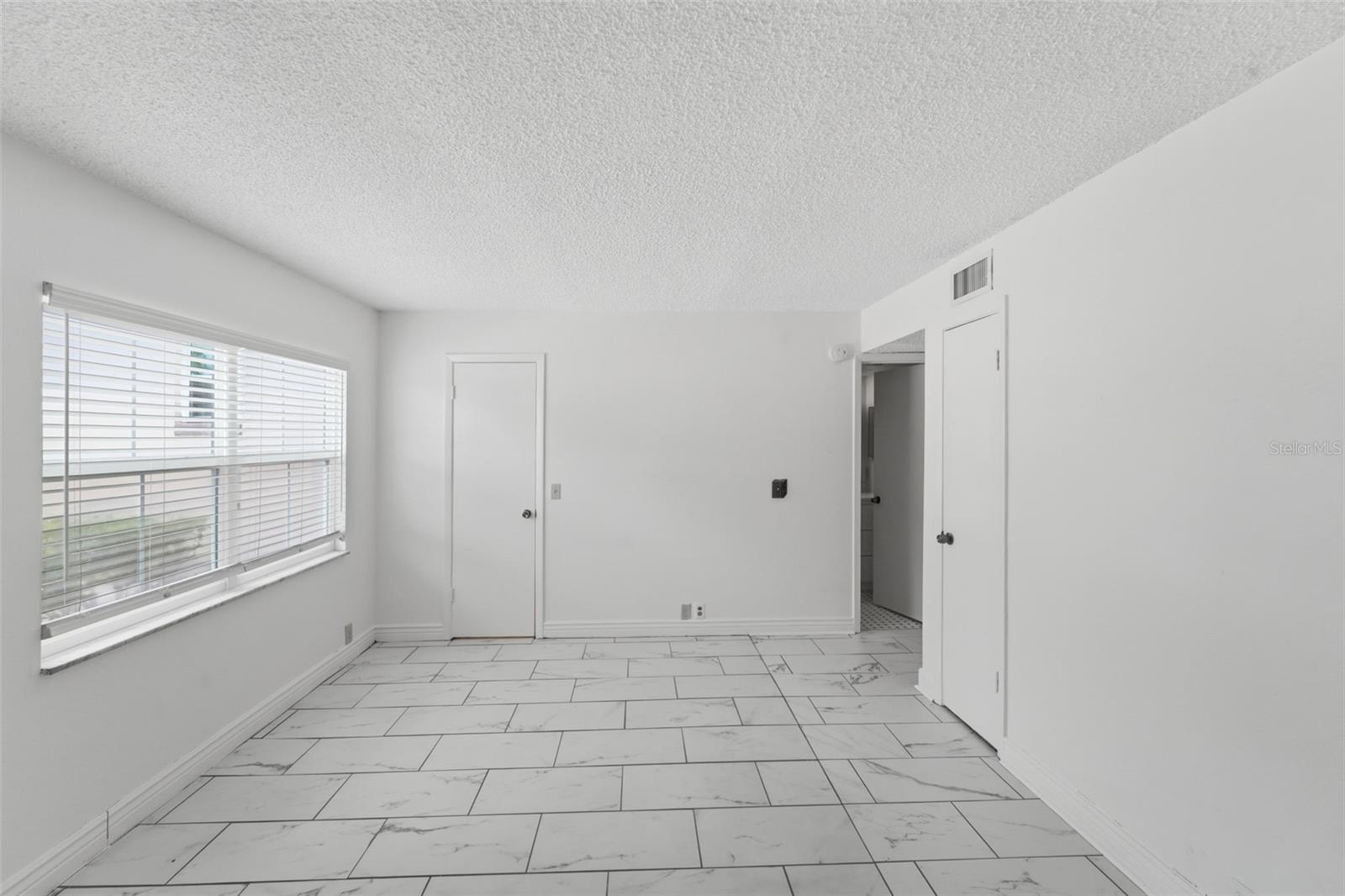 WINDMEADOWS VILLAGE 4 - Residential
