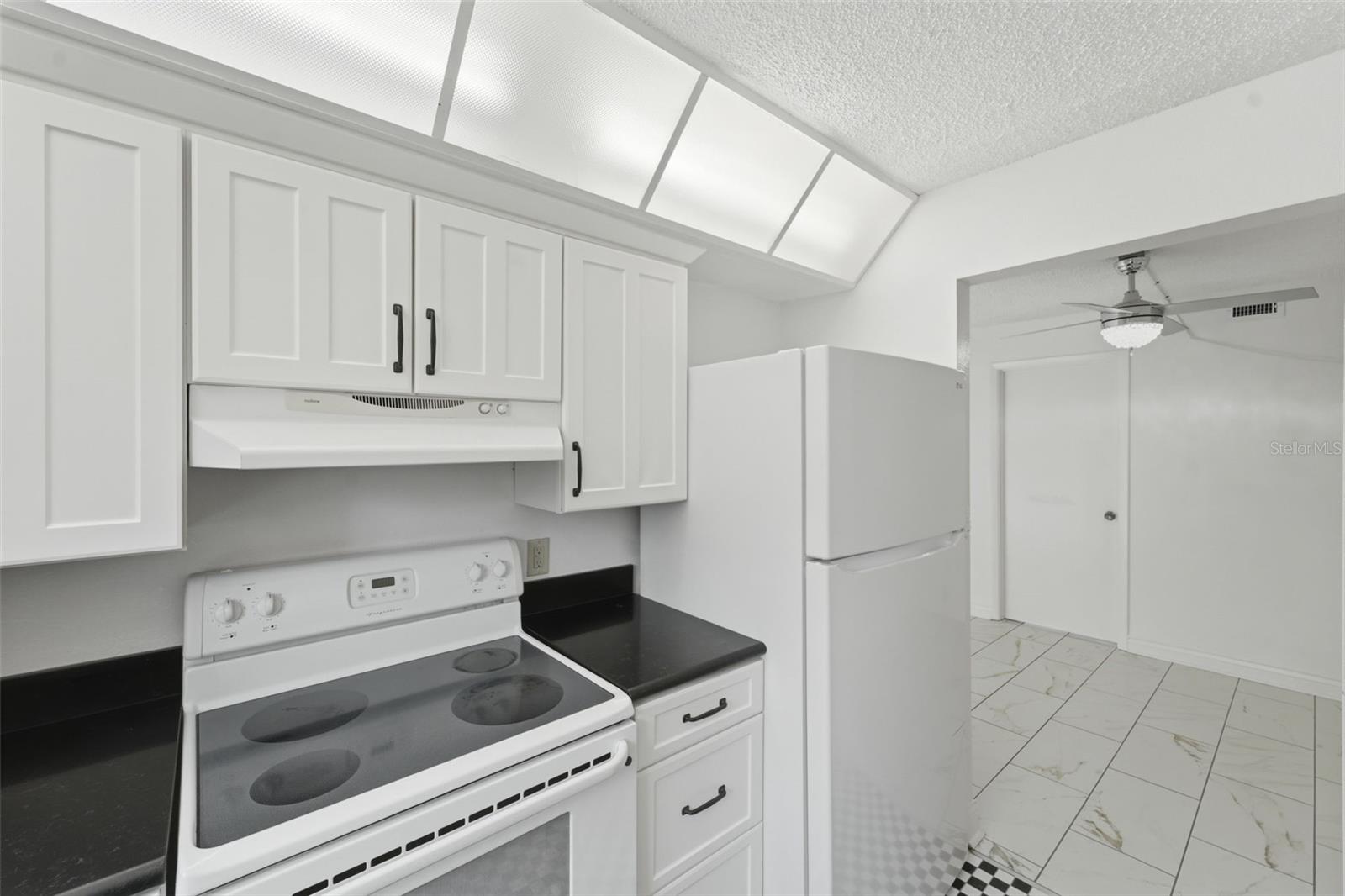 WINDMEADOWS VILLAGE 4 - Residential