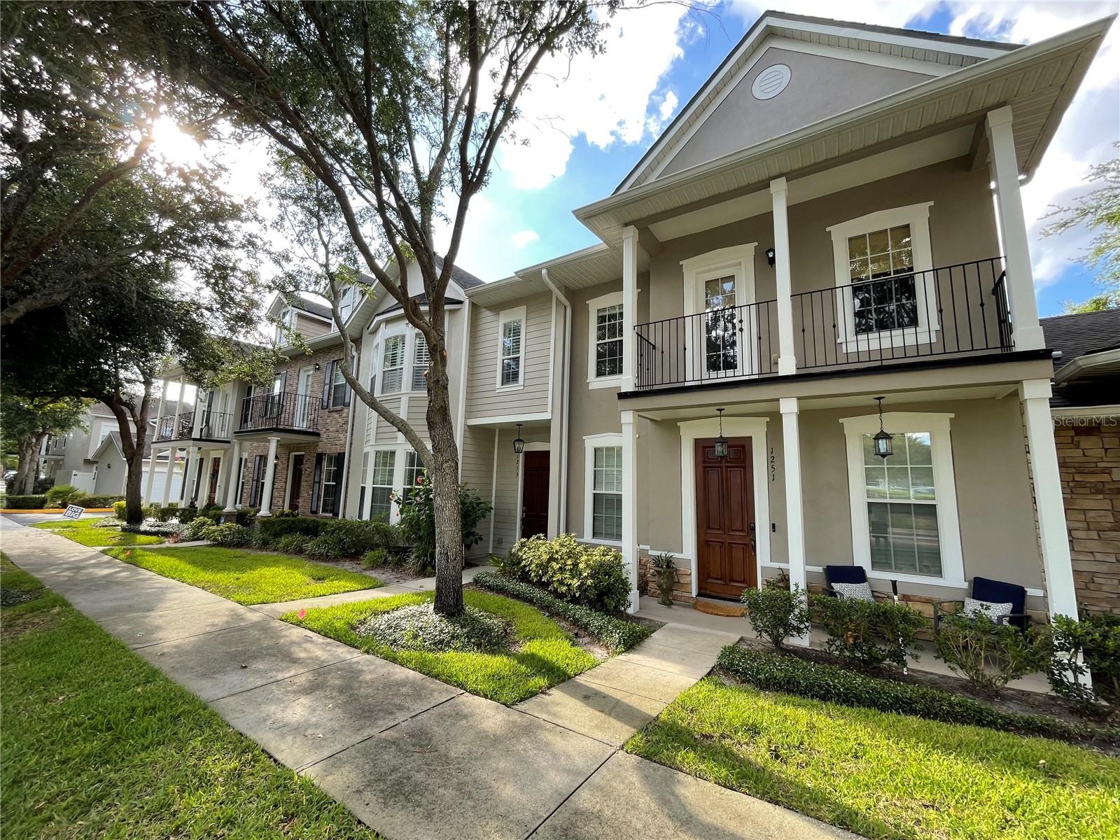 Lovely townhouse in upscale Winter Park. All bedrooms upstairs. Great screened patio that connects to the garage. Walking distance to amazing restaurants and close to Downtown Winter Park and shopping.