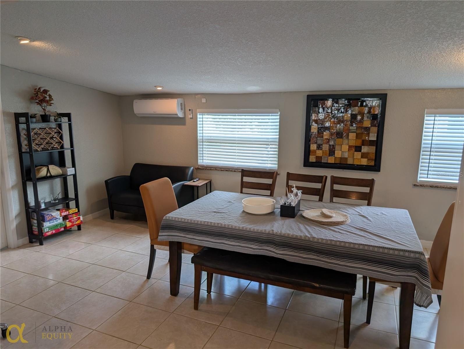 SUNLAND ESTATES AMD - Residential Lease