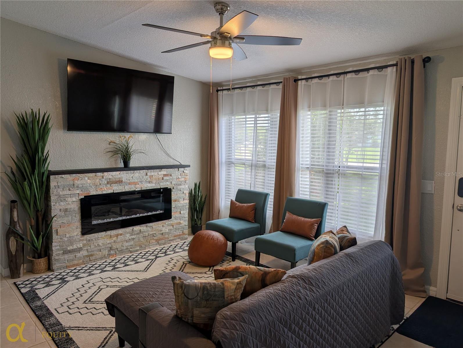 SUNLAND ESTATES AMD - Residential Lease