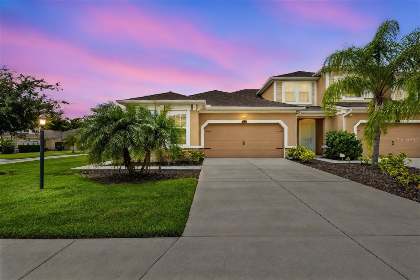 11511 ROLLING GREEN DRIVE