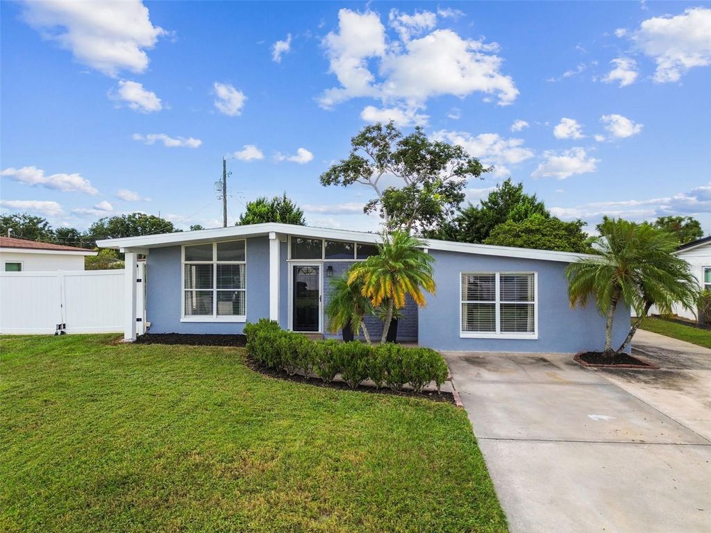 Photo of 2809 Lorraine Street, Tampa, FL 33614 (MLS # TB8430206)