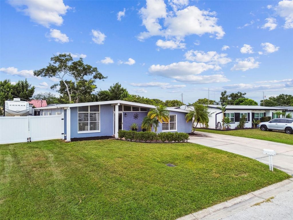 Photo of 2809 Lorraine Street, Tampa, FL 33614 (MLS # TB8430206)