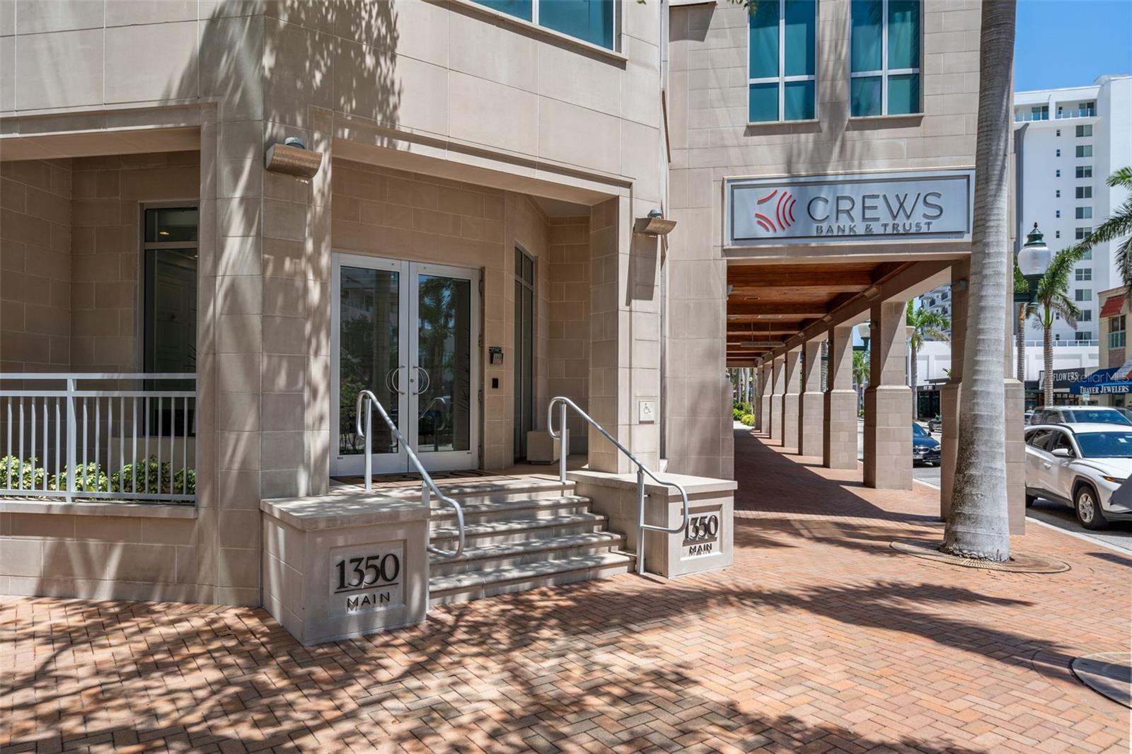 1350 MAIN STREET 404