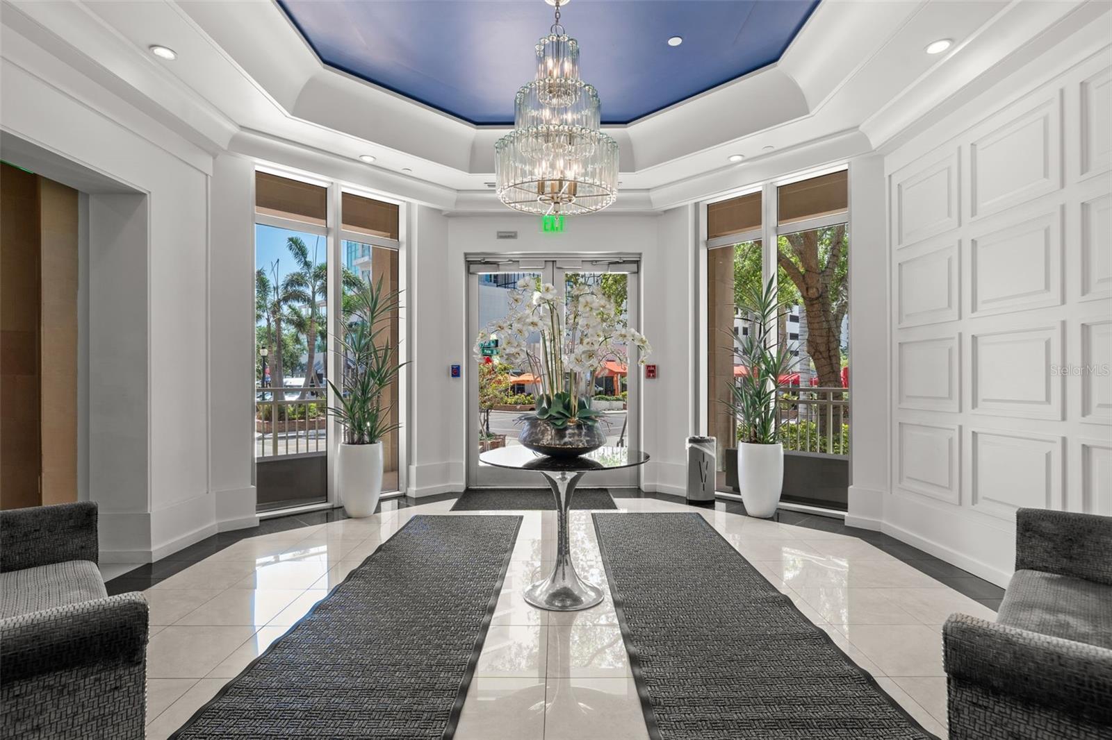 1350 MAIN STREET 404