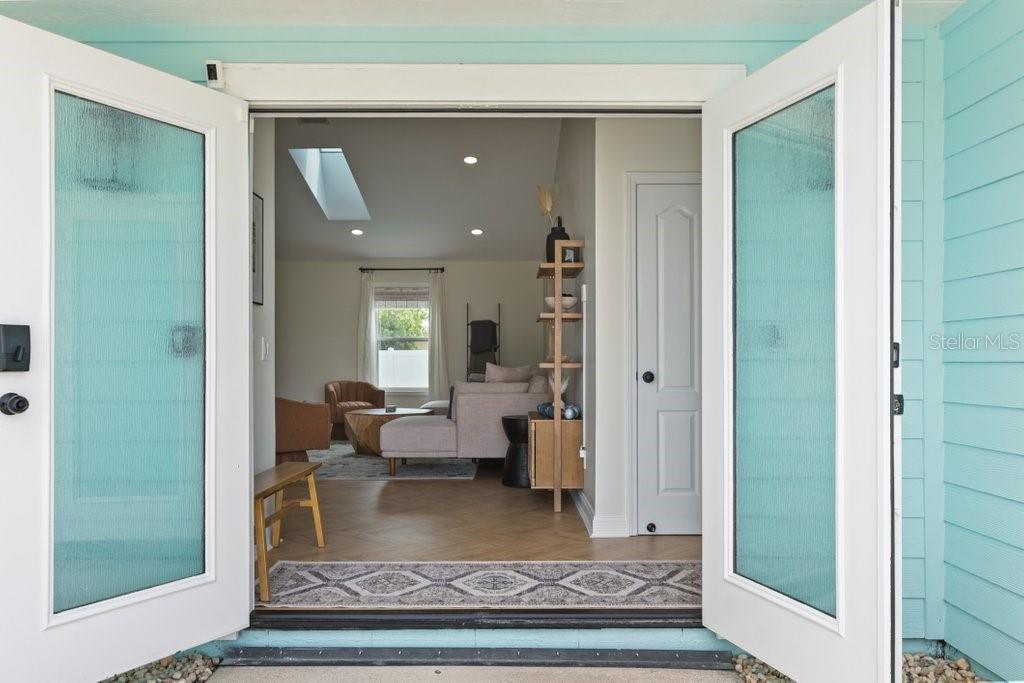 HAWAIIAN ISLE ESTATES - Residential