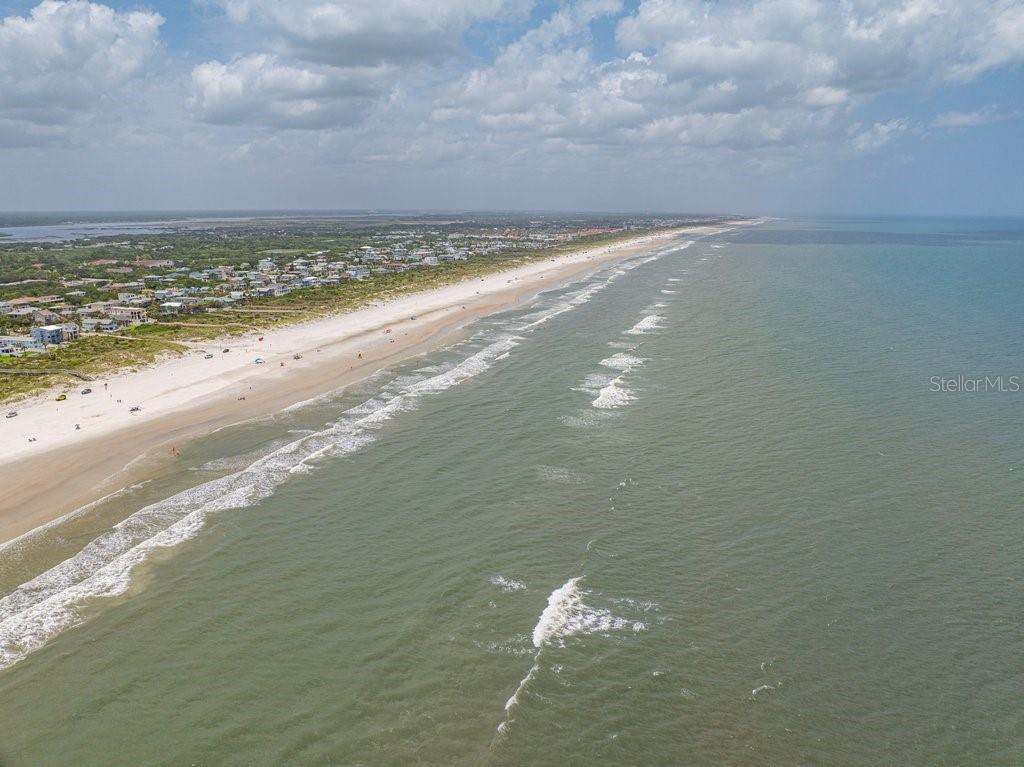 HAWAIIAN ISLE ESTATES - Residential