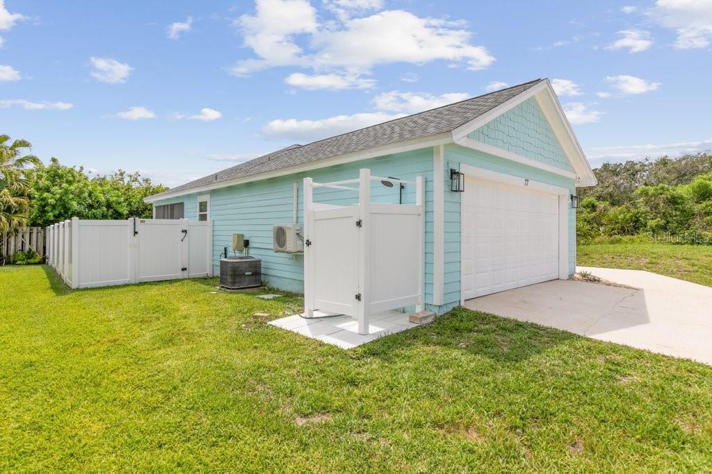 HAWAIIAN ISLE ESTATES - Residential