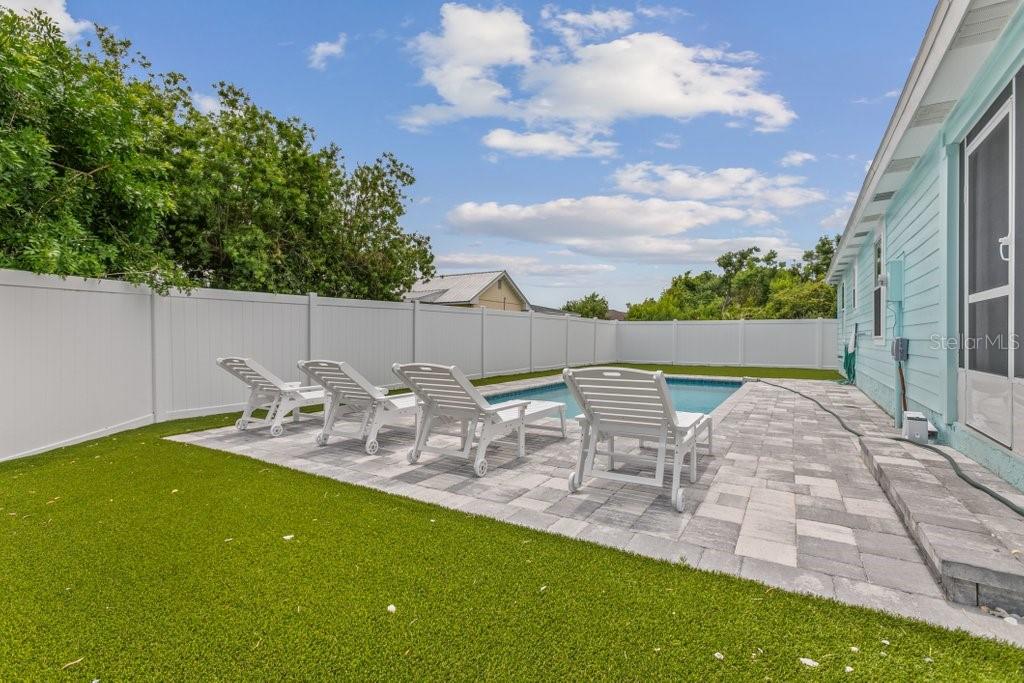 HAWAIIAN ISLE ESTATES - Residential