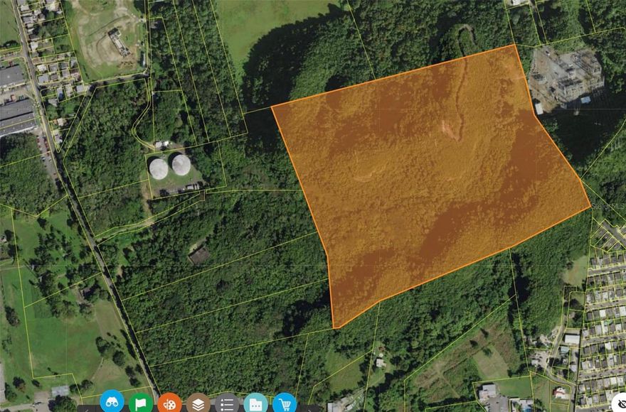 43.7 acres of land with a survey on file and direct access via a newly paved road that reaches the property, allowing for easy entry and operations. Ideally located just 2 minutes from PR-2, 5 minutes from major stores, hospitals, and restaurants, and only 6 minutes from the PR-22 expressway, providing excellent connectivity. Approximately 25 cuerdas offer conditions suitable for limestone extraction and mechanized use, supporting a range of potential uses including agriculture, earthmoving, material operations, as well as the development of an industrial park or limestone mining activities, subject to applicable permits and approvals. The property’s layout and access enhance its usability and logistics, making it an attractive option for investors and operators alike. Parcels of this size with clear documentation, strong location, and improved access are rarely available. Offers are welcome.
